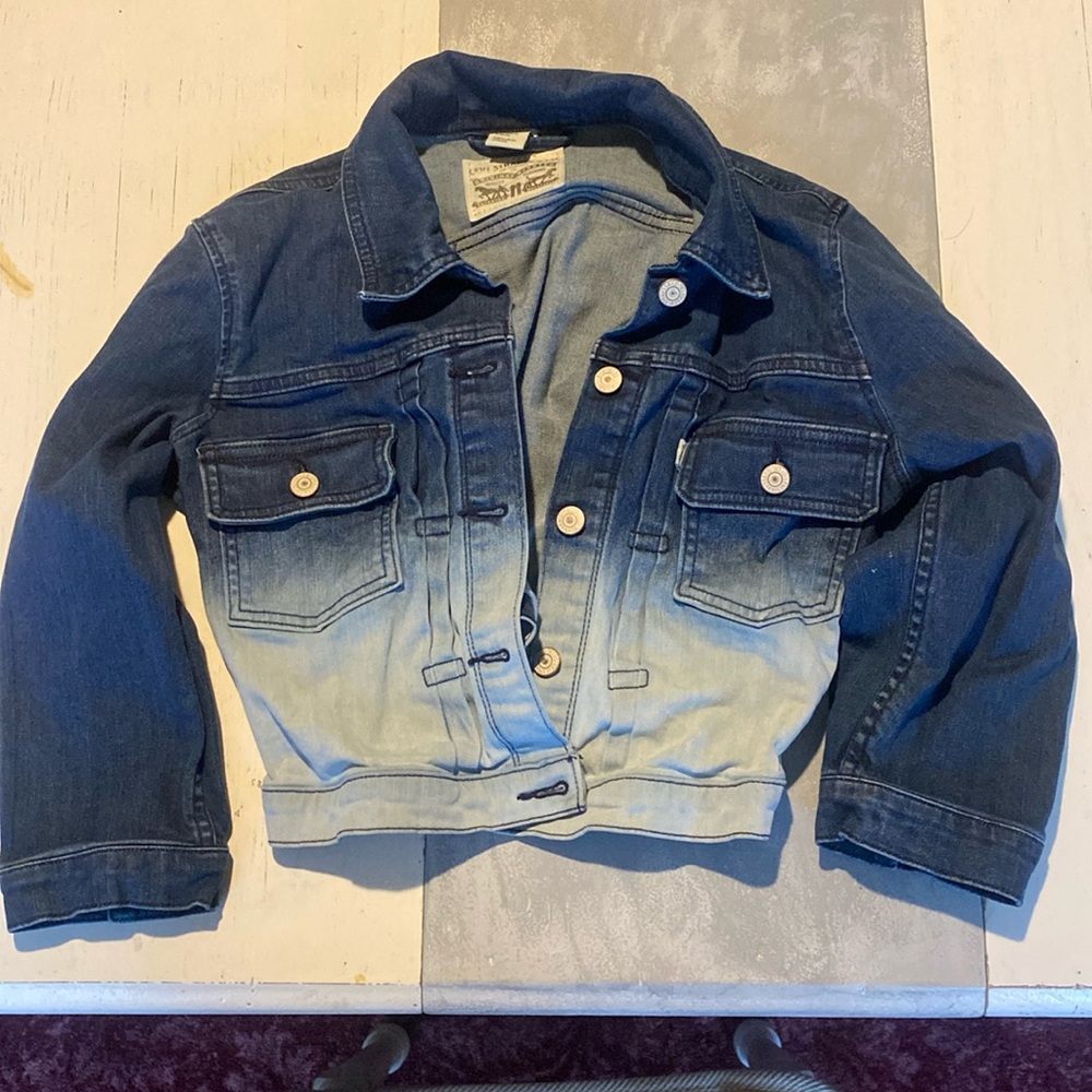 Girls Levi blue fade jean jacket